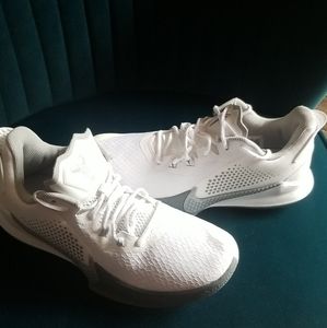 Nike Zoom Sneakers